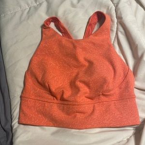 Lululemon sports bra size 6
